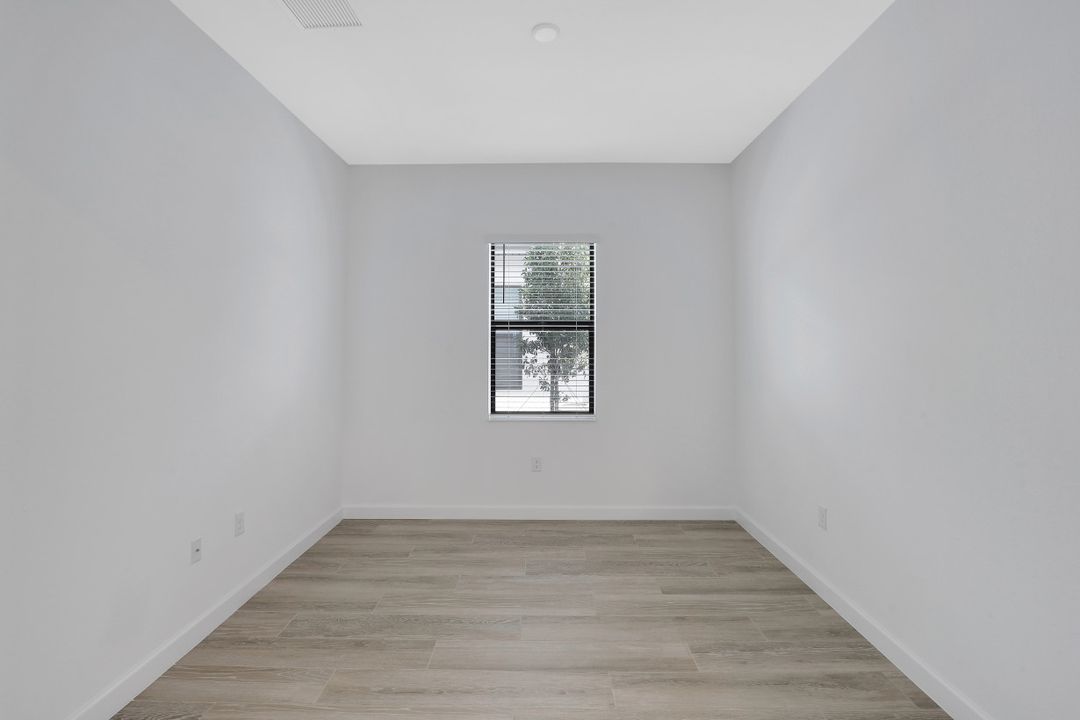 3139 Heather Glen Ct, Naples, FL 34114