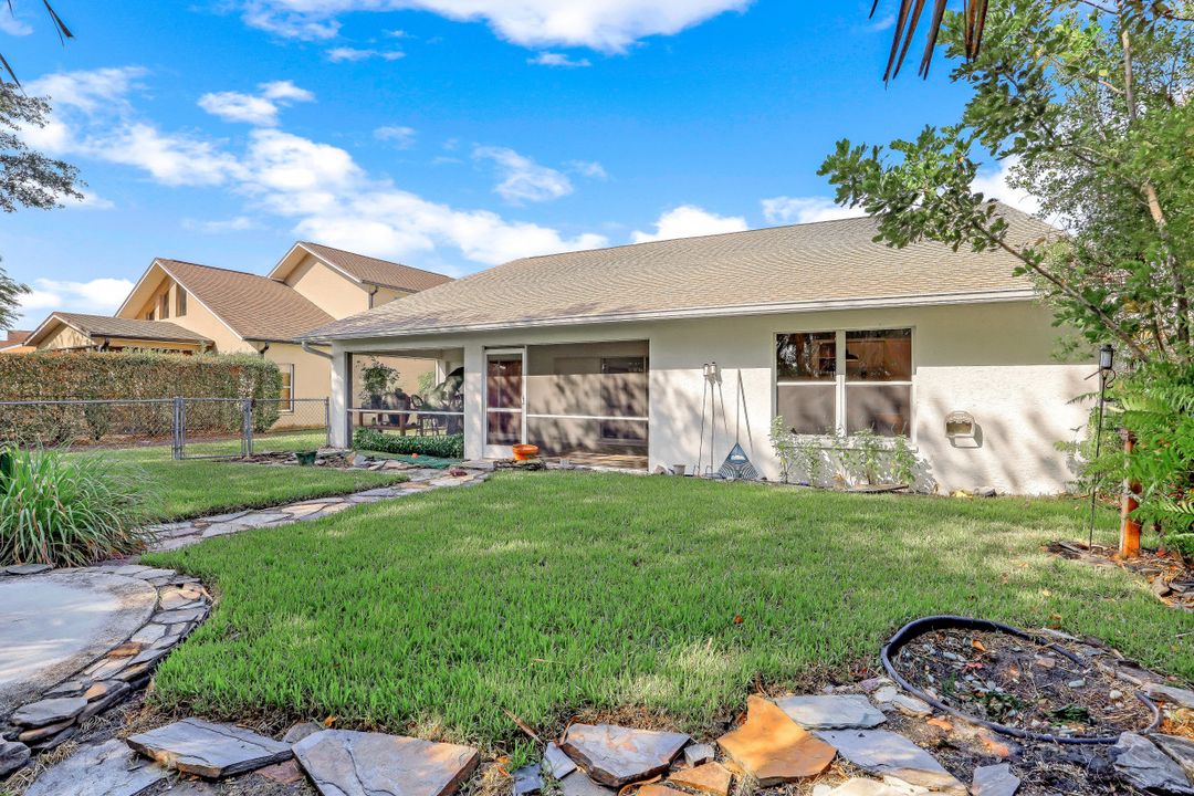 17811 Castle Harbor Dr, Fort Myers, FL 33967