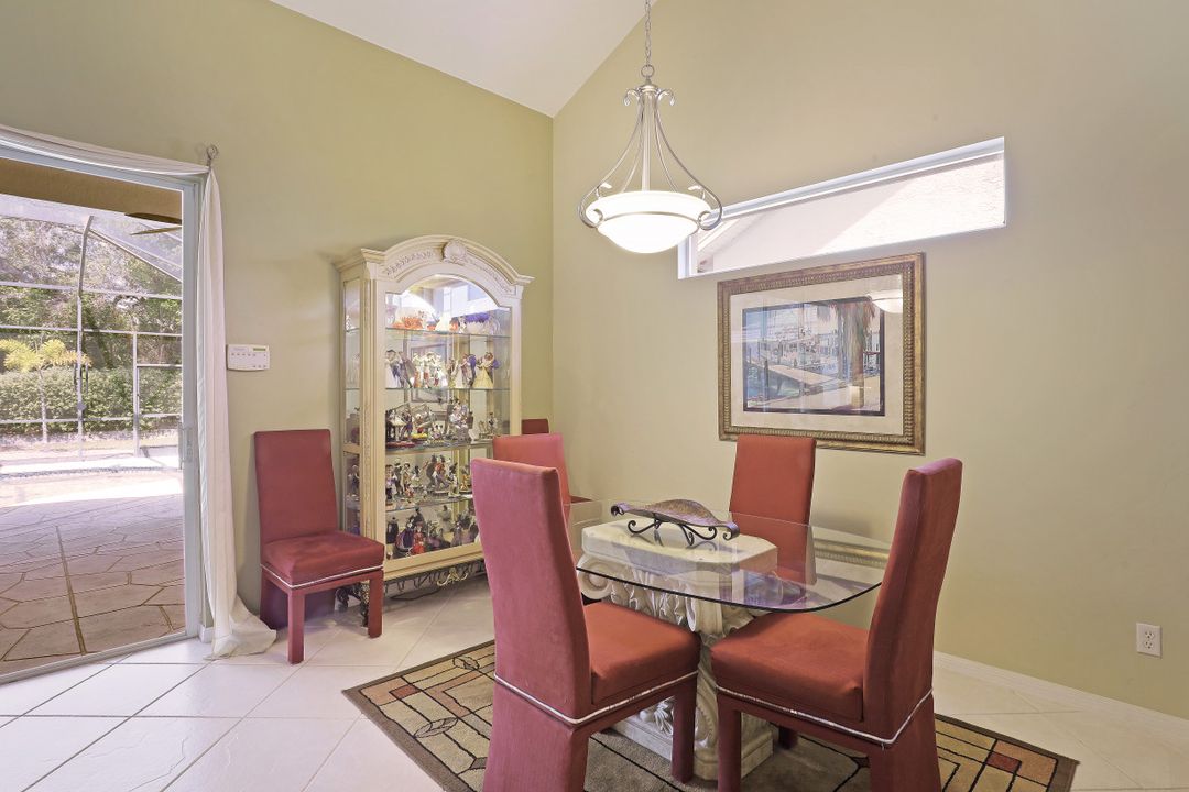 8831 Springwood Ct, Bonita Springs, FL 34135