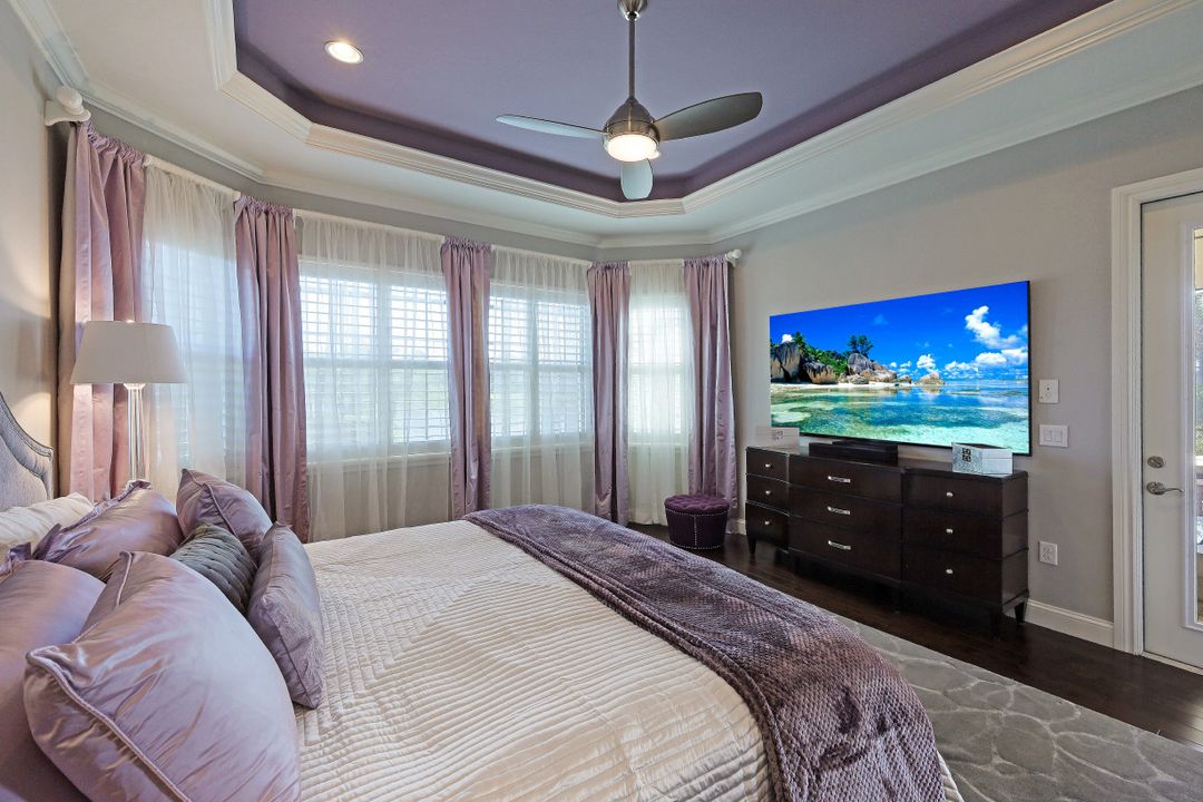 6344 Serano Way, Naples, FL 34113