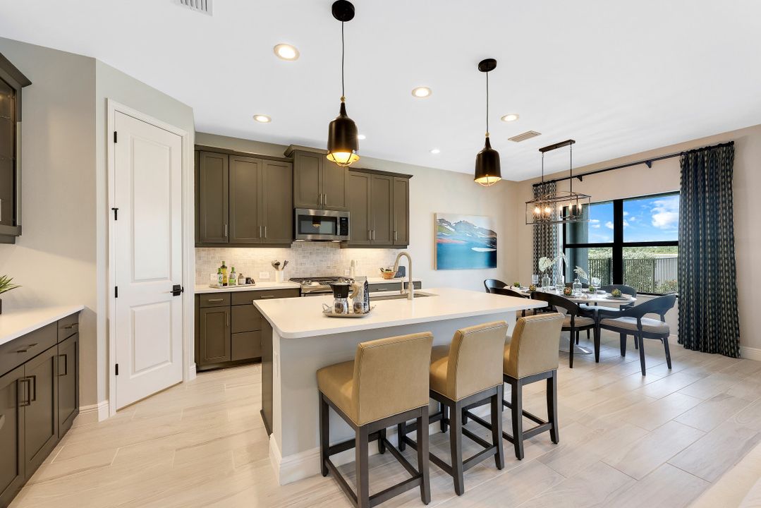 4056 SkySail Drive, Naples, FL 34120