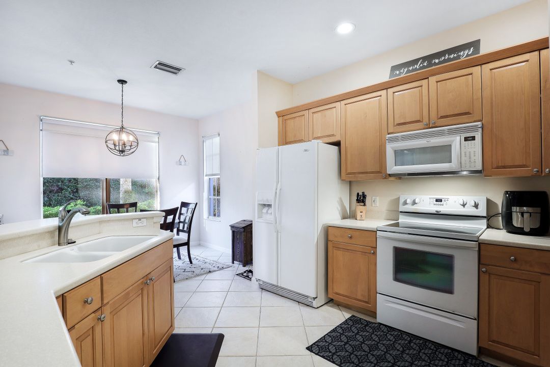 26431 Lucky Stone Rd  #102, Bonita Springs, FL 34135