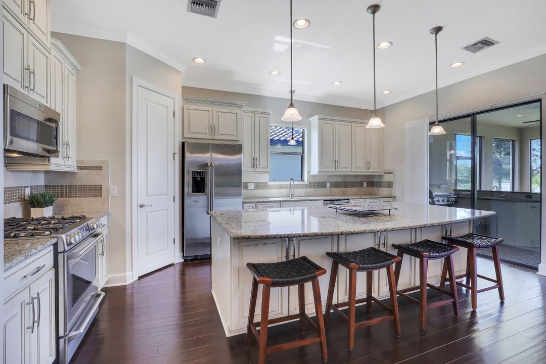 9123 Trivoli Terrace, Naples, FL 34119