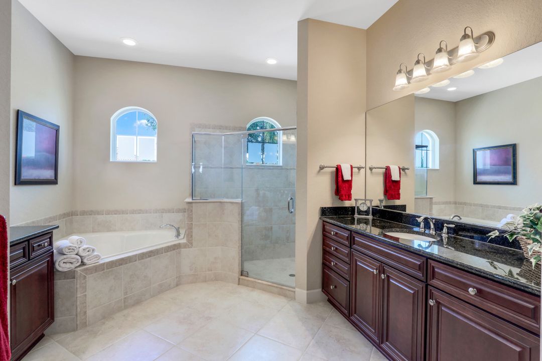 9386 Copper Canyon Ct, Naples, FL 34120