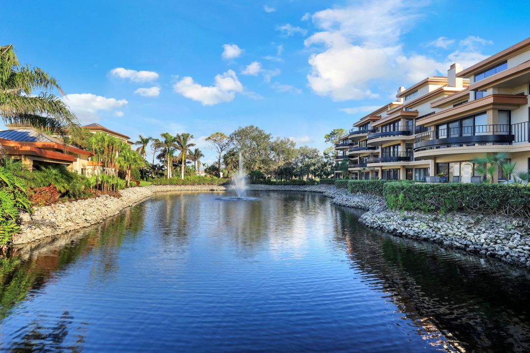 6760 Pelican Bay Blvd #312, Naples, FL 34108