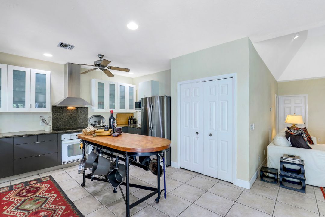 6180 Parkers Hammock Rd, Naples, FL 34112