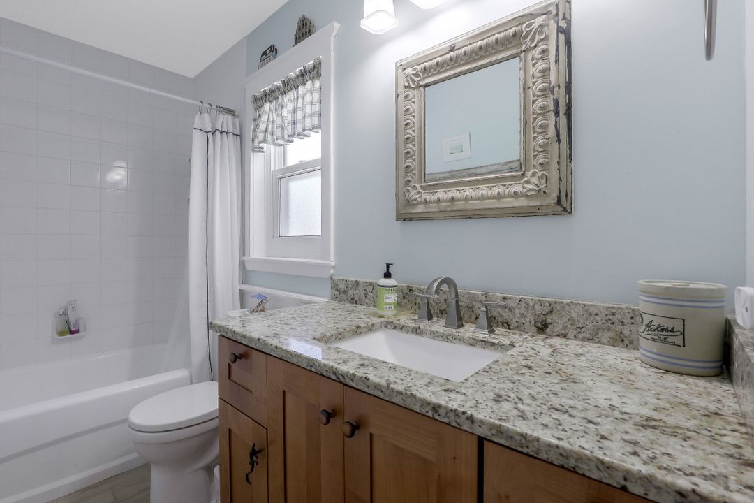 3015 SW 7th Ave, Cape Coral, FL 33914