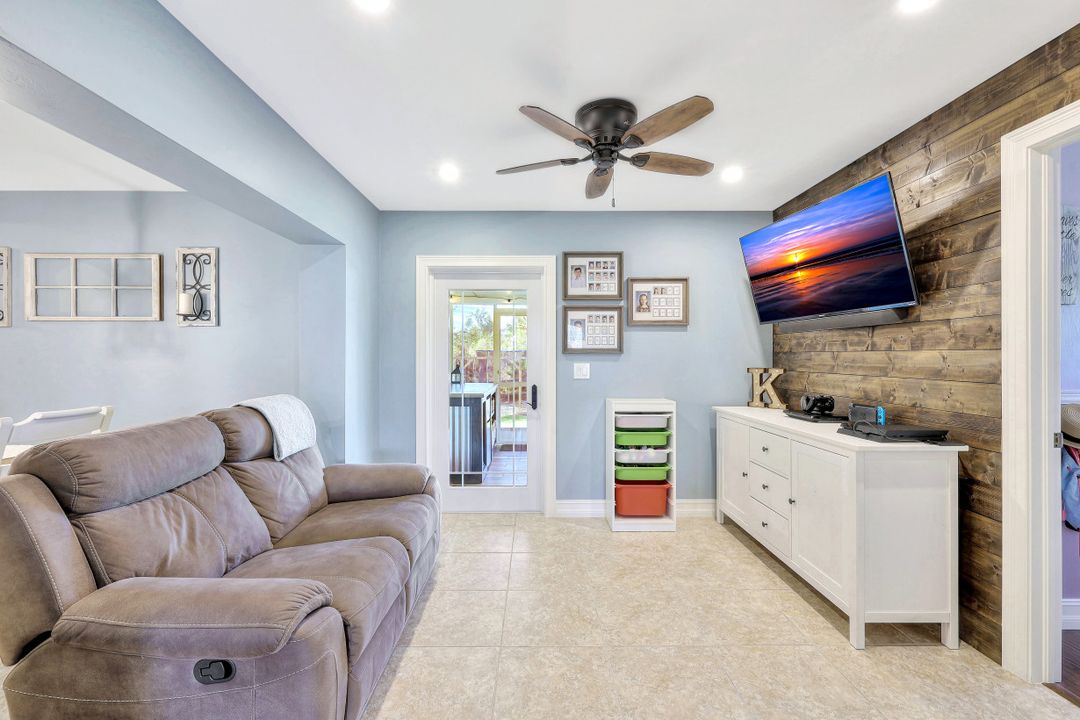 4604 Ida Ave S, Lehigh Acres, FL 33976