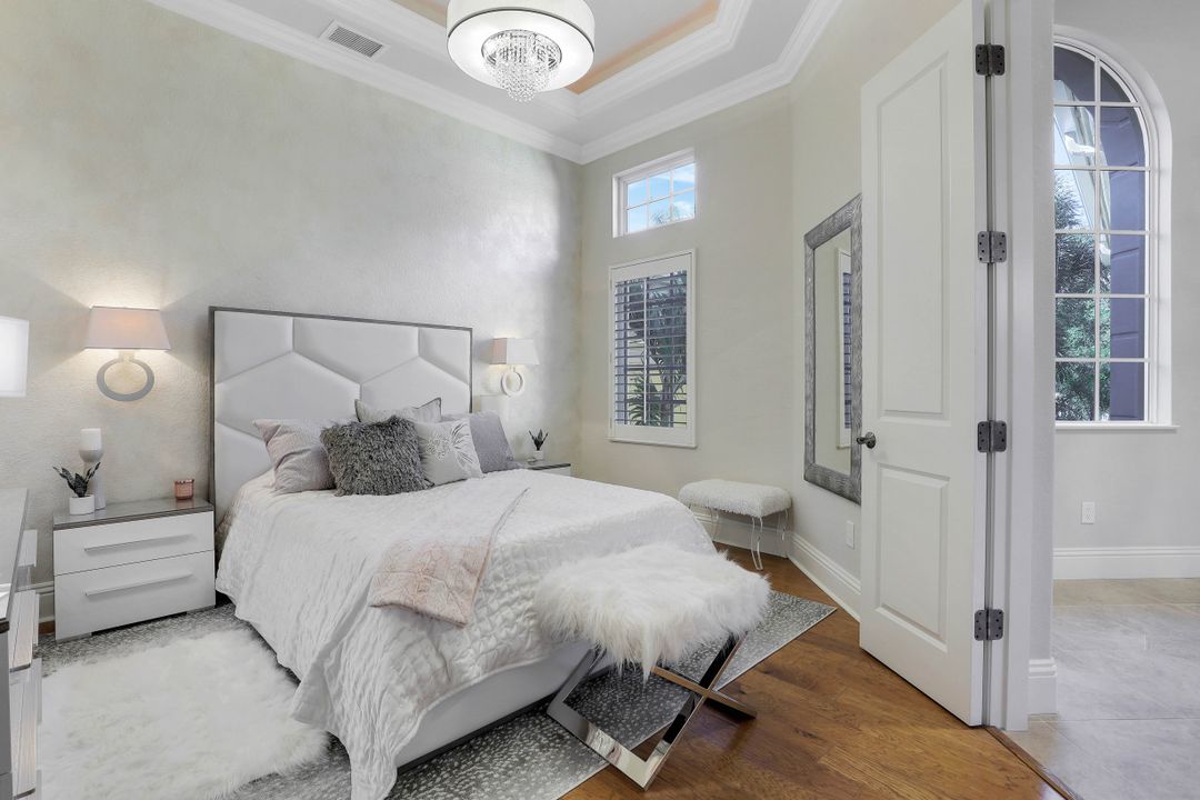 10740 Mirasol Dr #203, Miromar Lakes, FL 33913