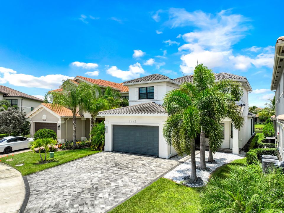 4448 Aurora St, Naples, FL 34119