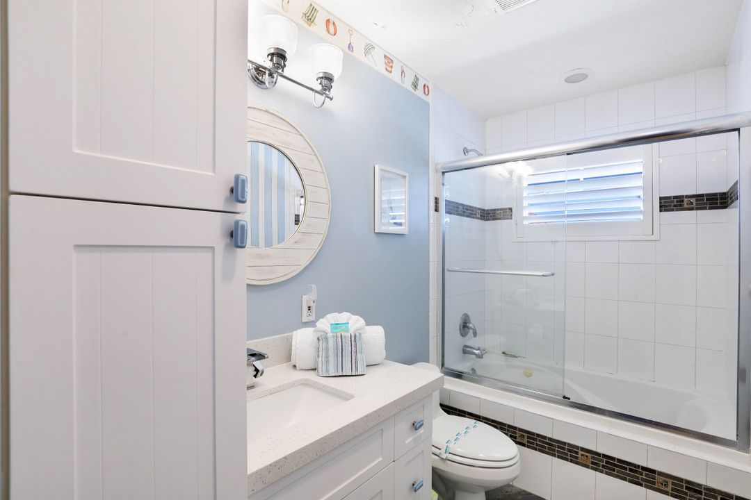 1187 Bond Ct, Marco Island, FL 34145