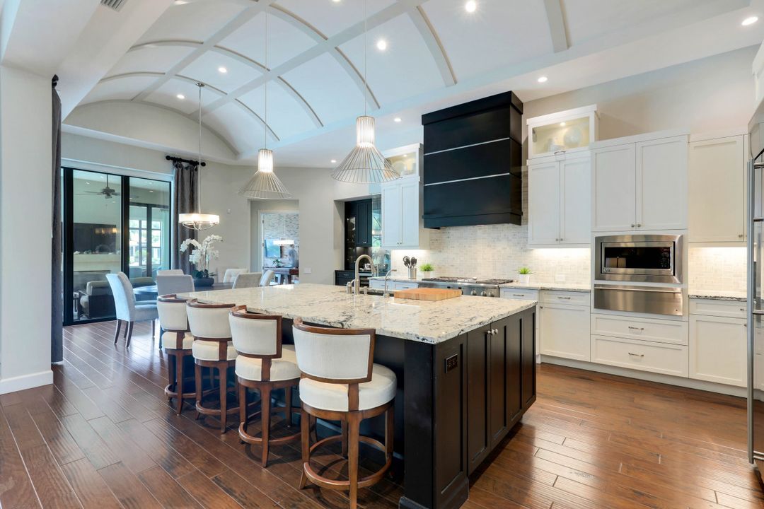 11824 Via Salerno Way, Miromar Lakes, FL 33913