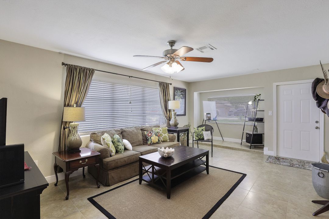 3950 Luverne St, Fort Myers, FL 33901