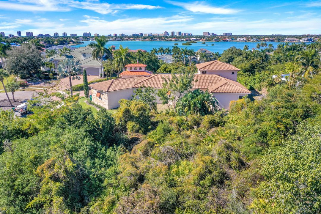 790 Inlet Dr, Marco Island, FL 34145