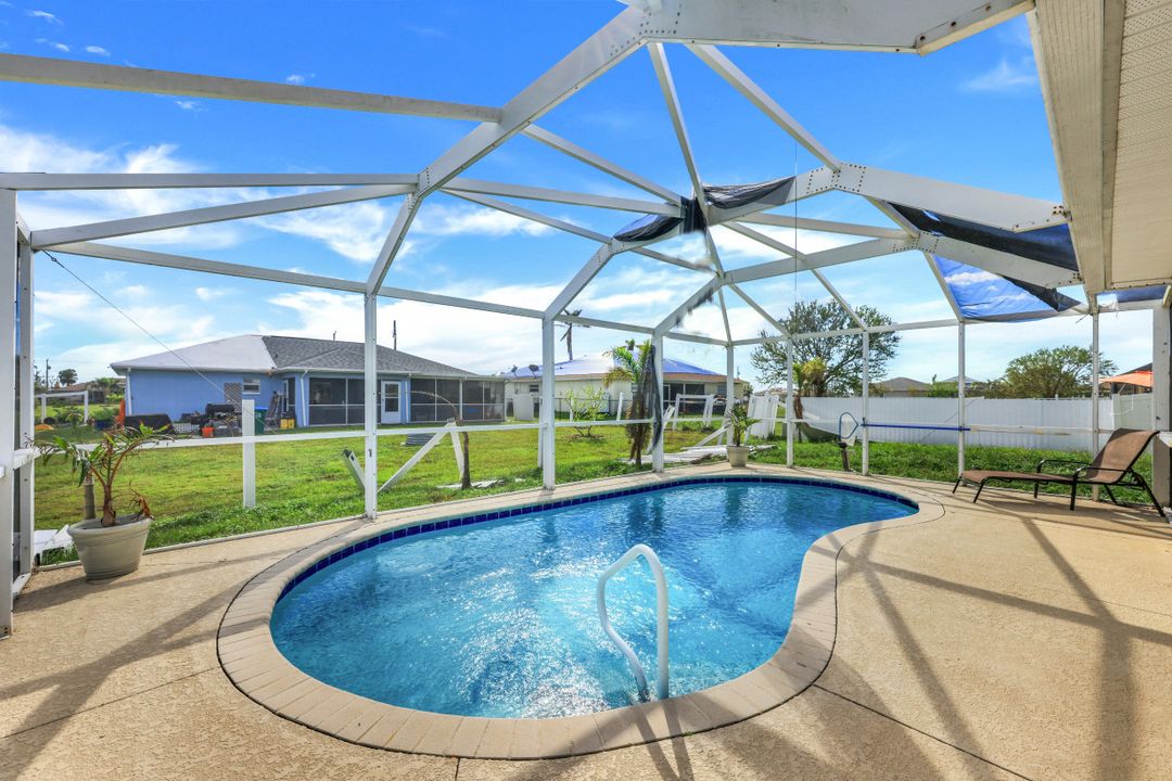 1100 SW Embers Terrace, Cape Coral, FL 33991