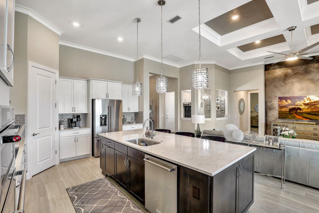 19311 Elston Wy, Estero, FL 33928