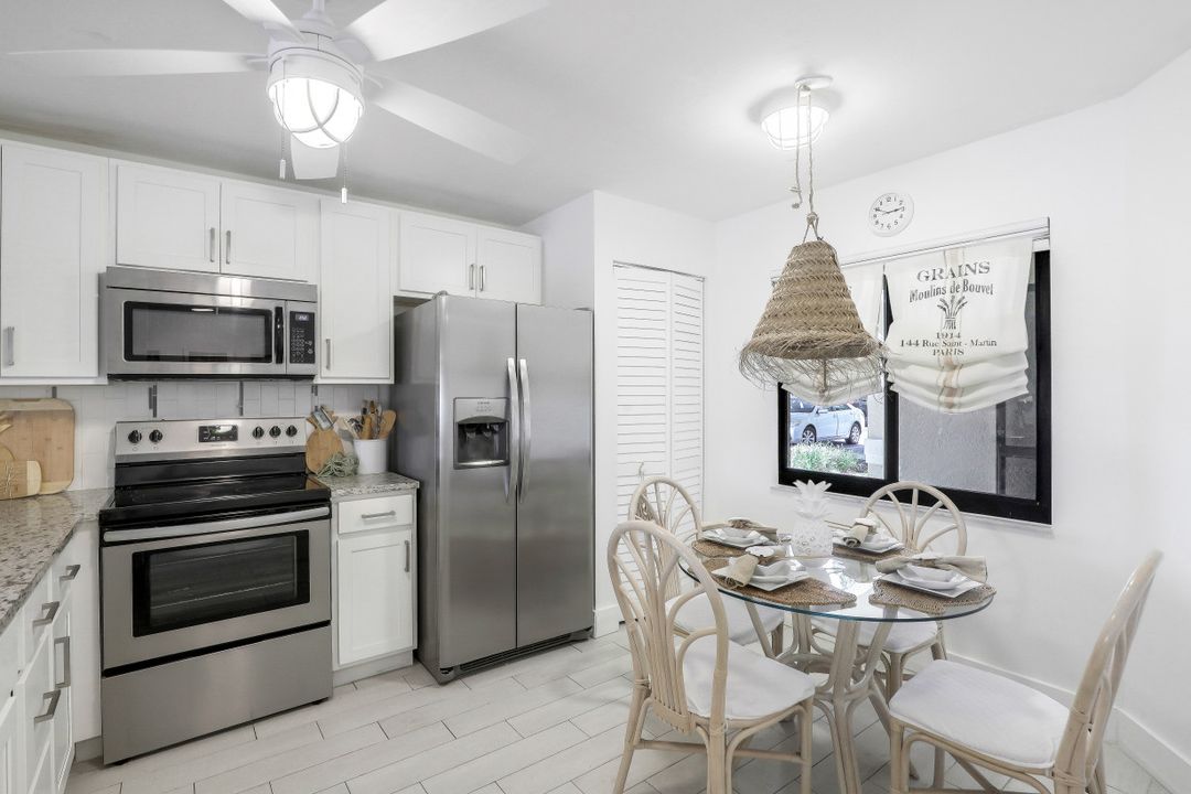 5716 Deauville Cir, Naples, FL 34112