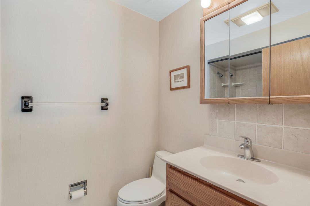 814 93rd Ave N, Naples, FL 34108