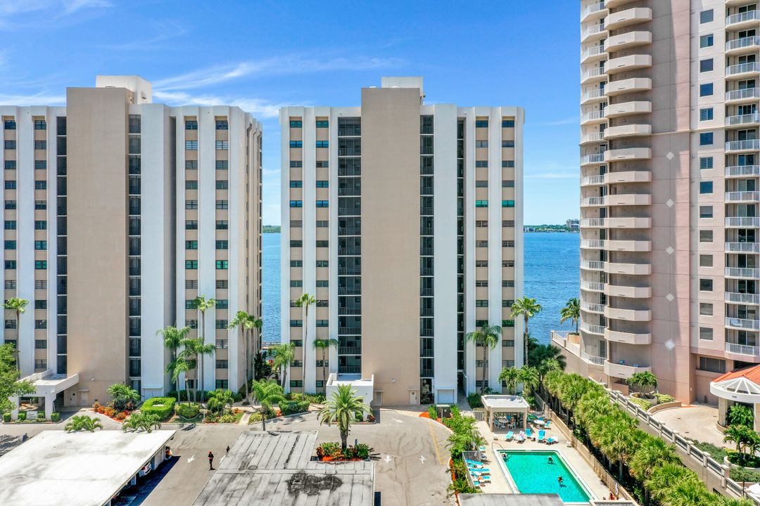 1901 Clifford St #Apt 1401, Fort Myers, FL 33901