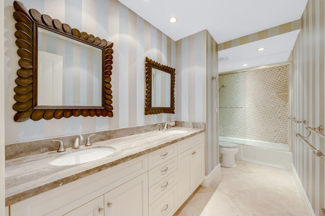 4301 Gulf Shore Blvd N #203, Naples, FL 34103