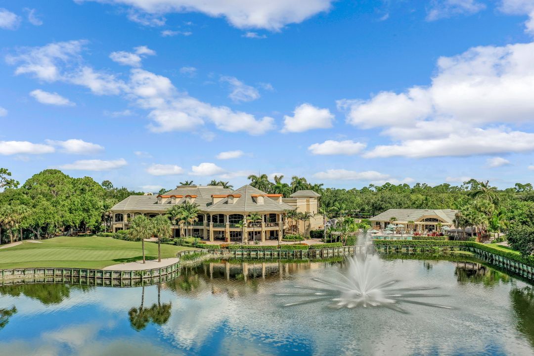 1818 Leamington Ln, Naples, FL 34109