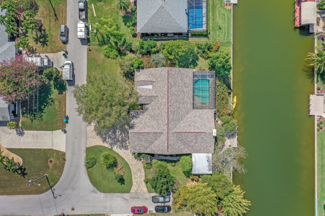 204 SE 20th Pl, Cape Coral, FL 33990