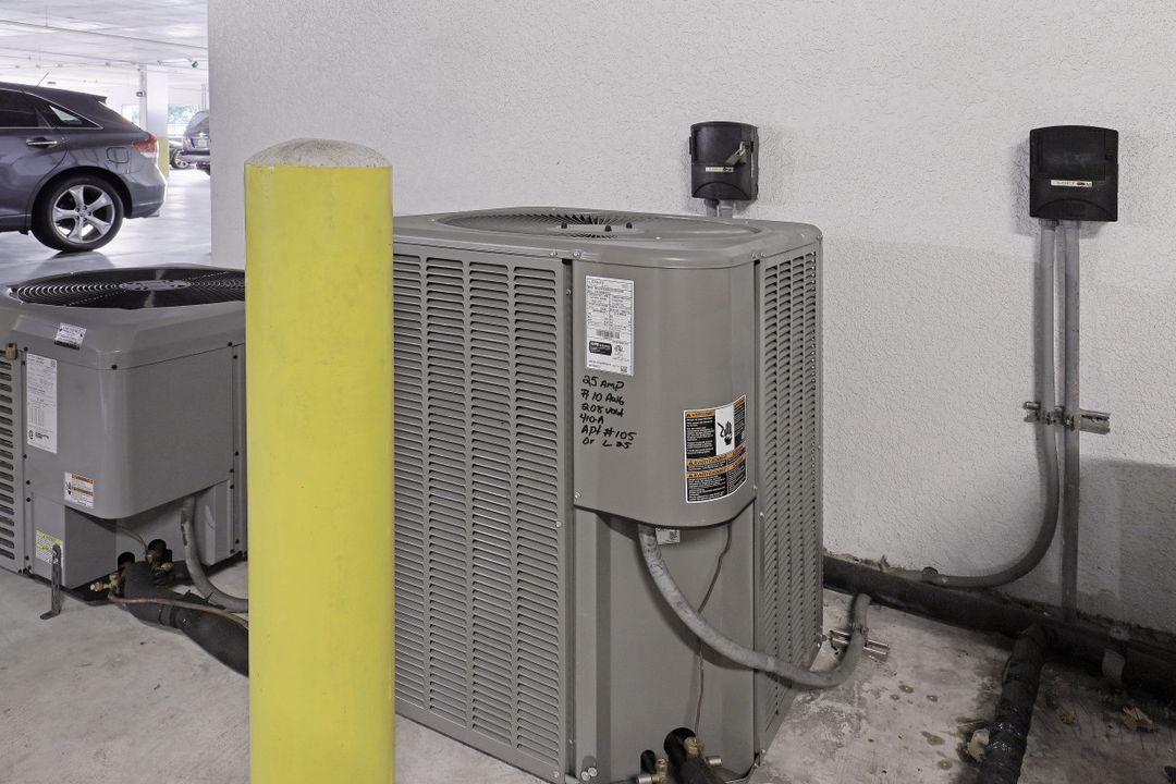 2743 First St #105, Fort Myers, FL 33916