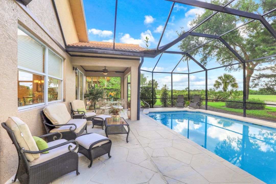 2108 Par Dr, Naples, FL 34120