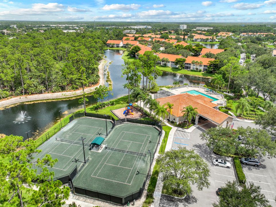 5100 Cedar Springs Dr #201, Naples, FL 34110