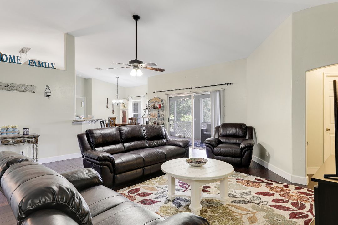 1803 Surfside Blvd, Cape Coral, FL 33991