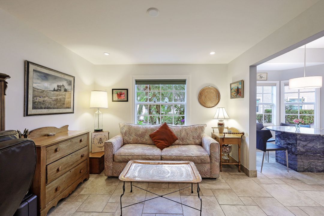 3584 Windjammer Cir #1703, Naples, FL 34112