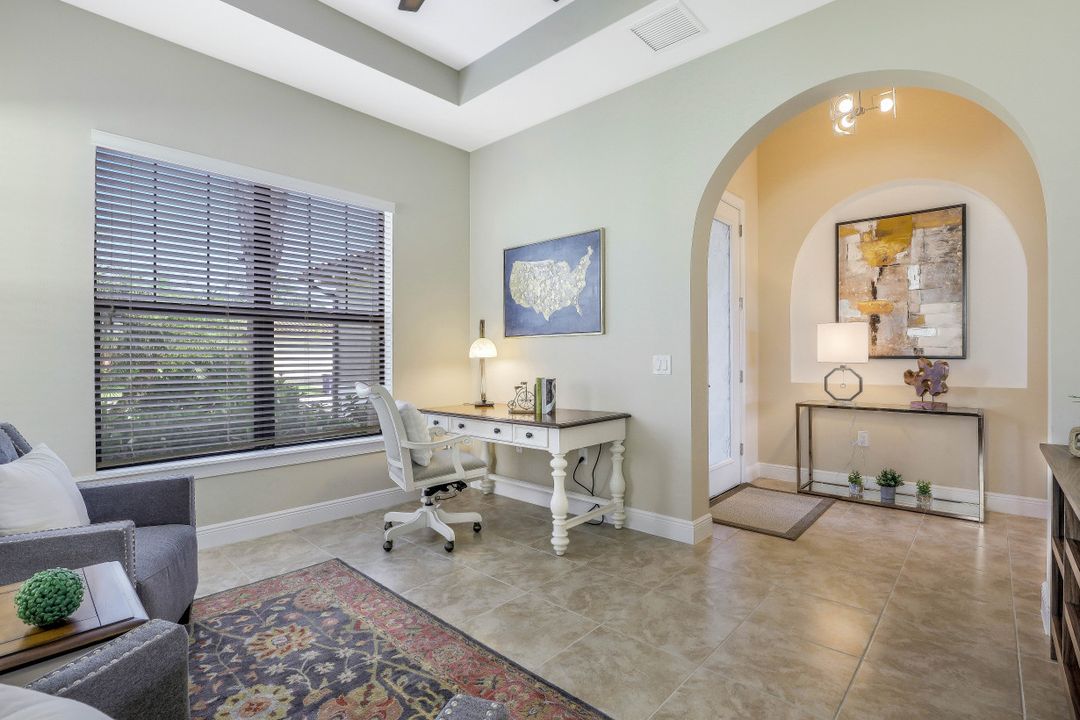 12471 Kentwood Ave, Fort Myers, FL 33913