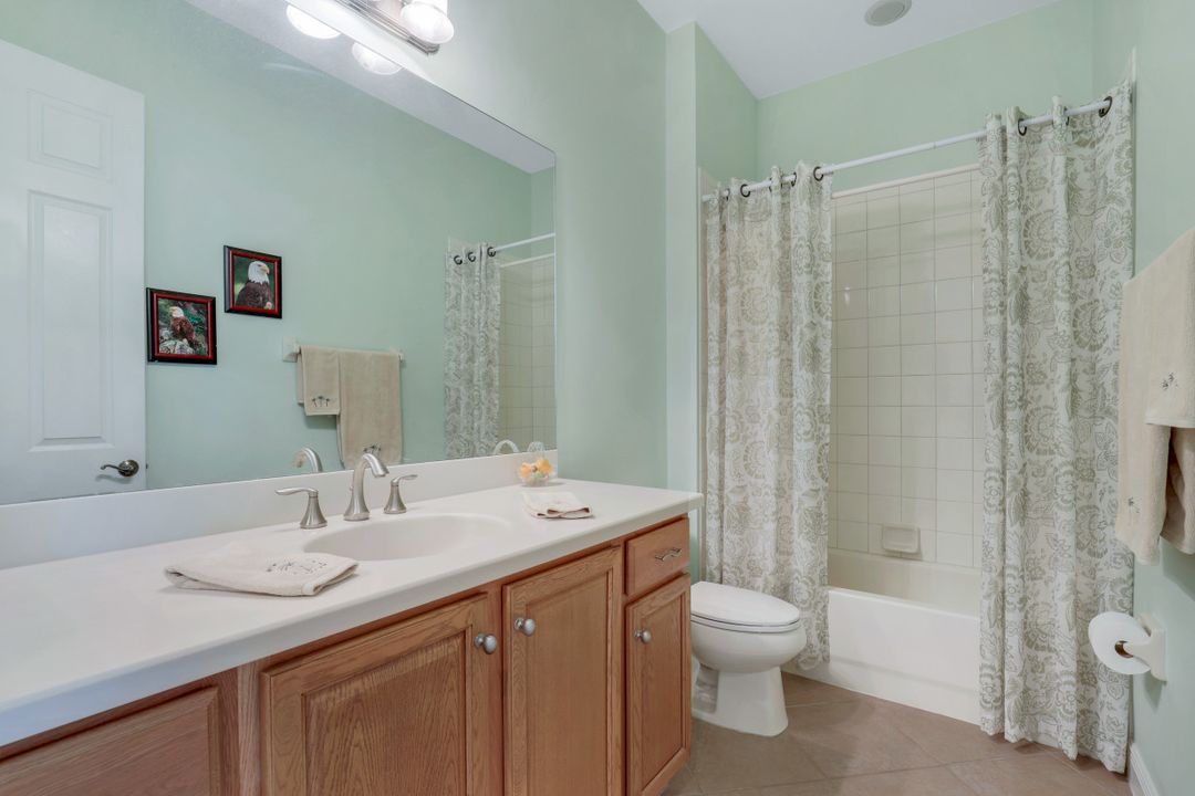 13564 Manchester Way, Naples, FL 34109
