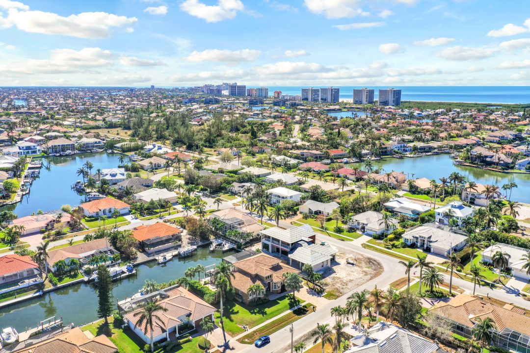 707 Plantation Ct, Marco Island, FL 34145