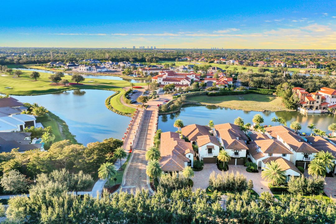 16428 Talis Park Dr, Naples, FL 34110