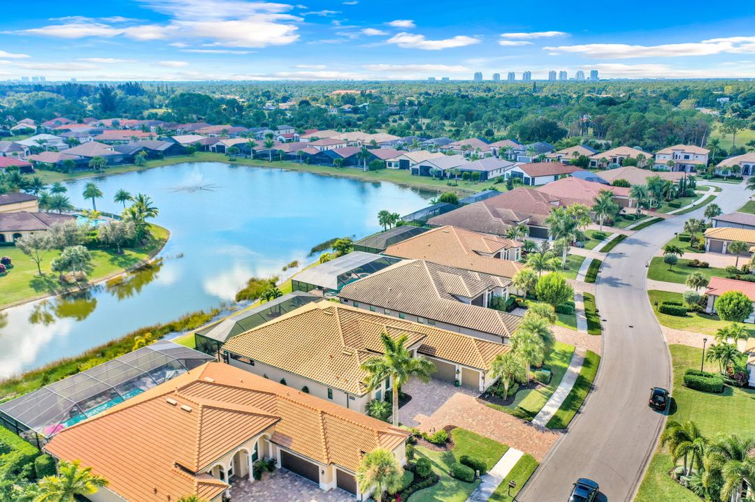 10565 Espanola Dr, Bonita Springs, FL 34135