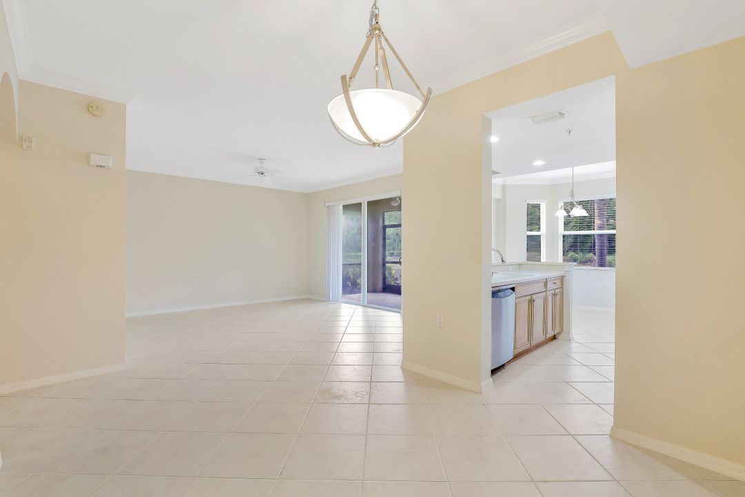 10307 Heritage Bay Blvd #1213, Naples, FL 34120