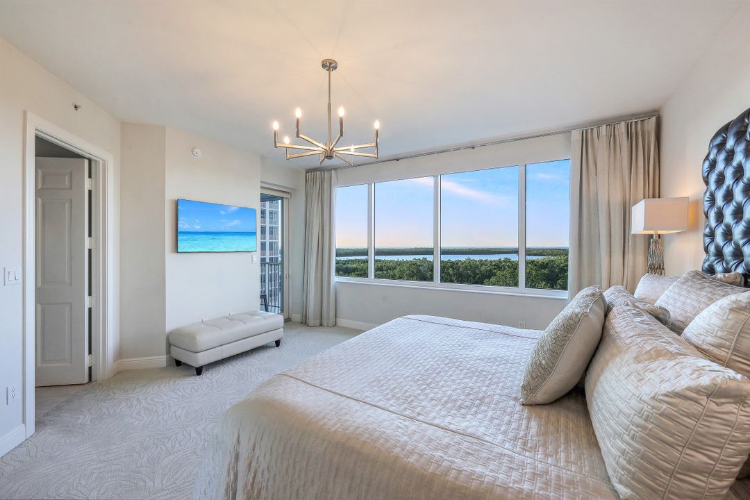 275 Indies Way #601, Naples, FL 34110