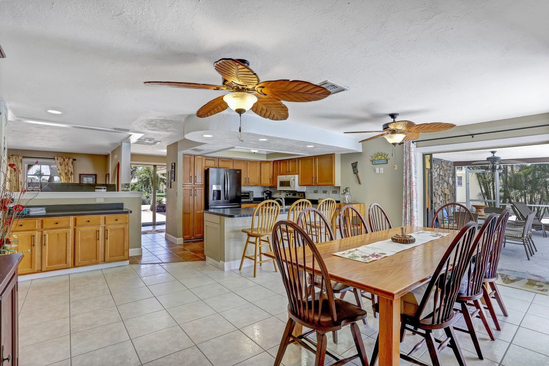 1708 Savona Pkwy, Cape Coral, FL 33904