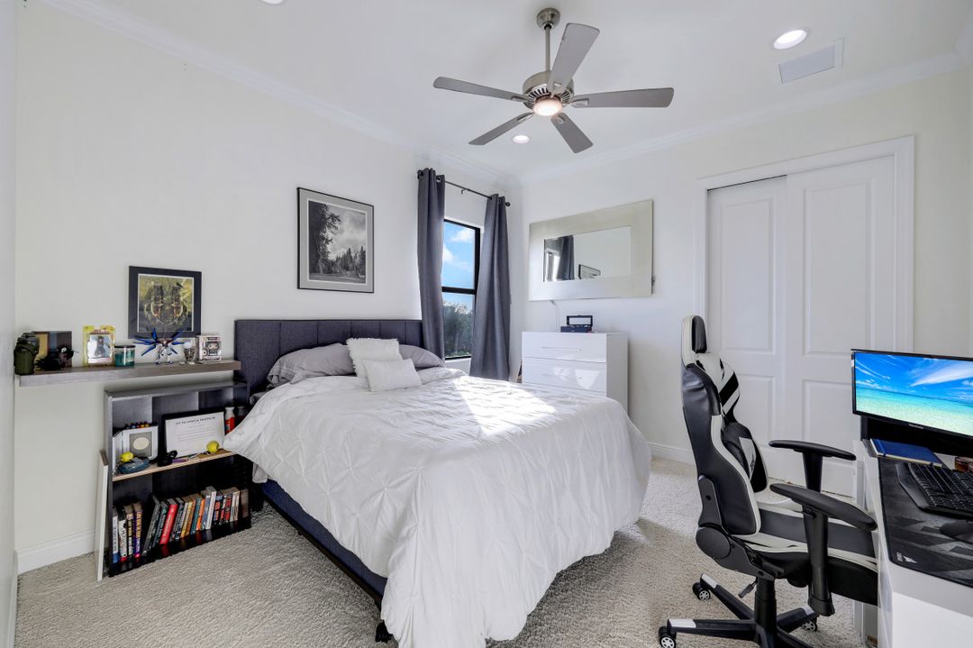 11866 White Stone Dr, Fort Myers, FL 33913