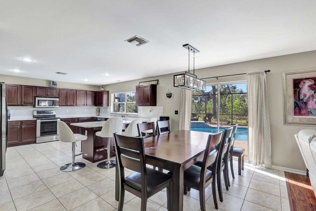 2806 Embers Pkwy W, Cape Coral, FL 33993