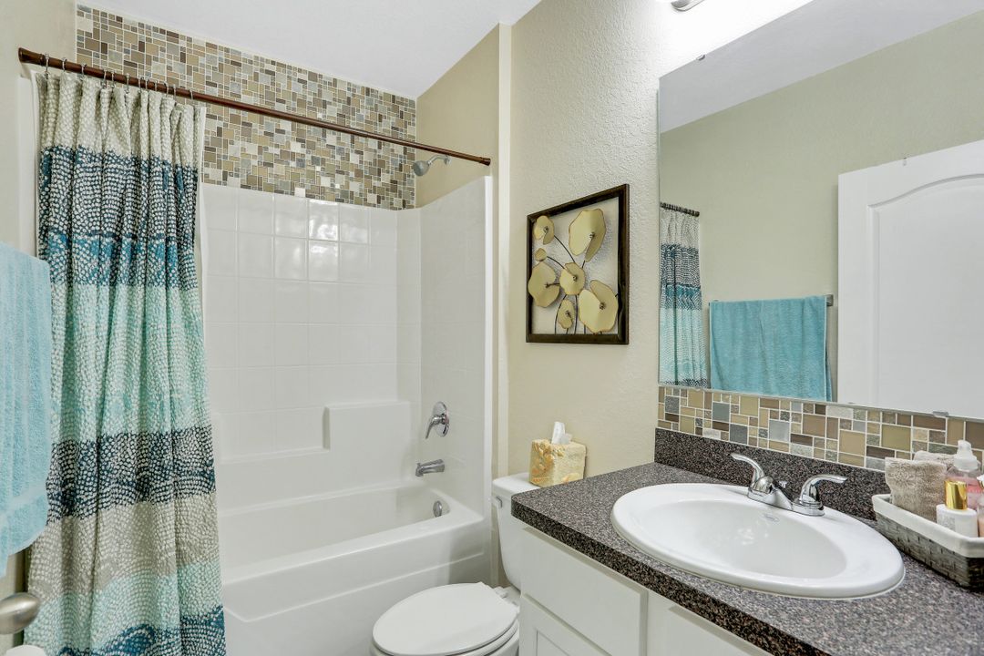 3405 NW 9th St, Cape Coral, FL 33993