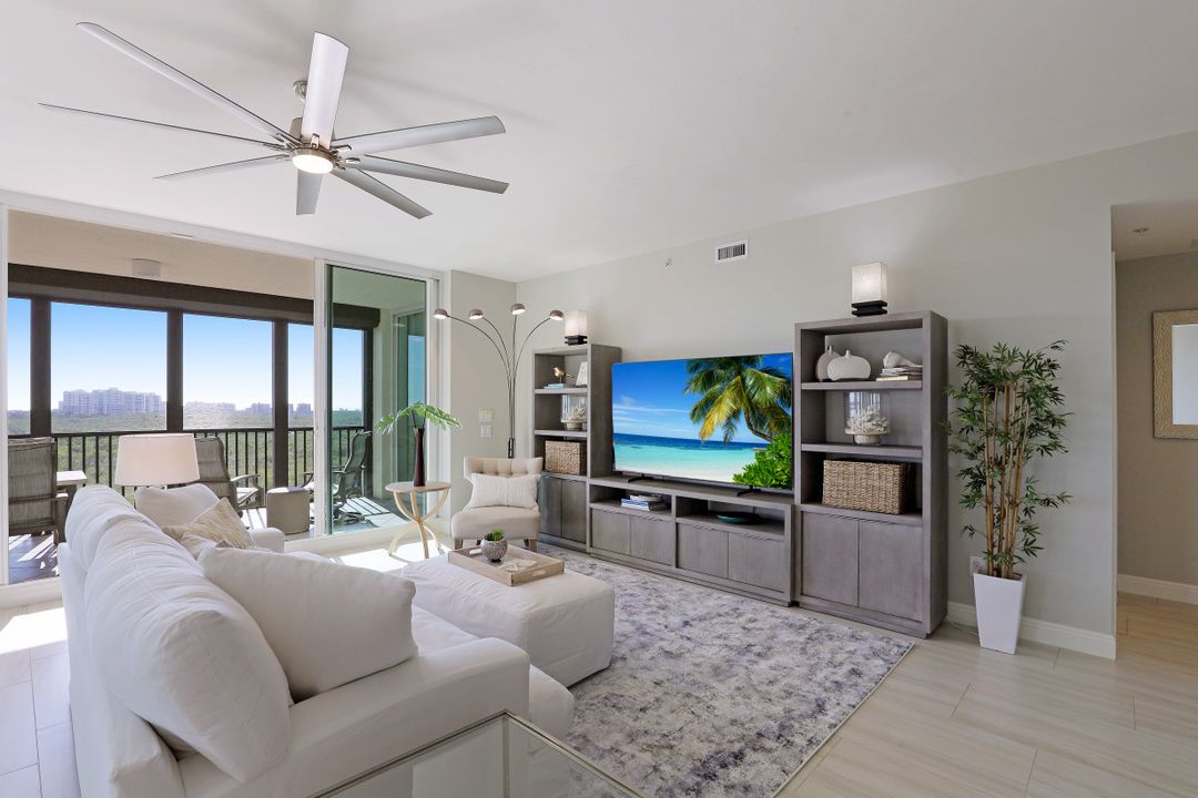 445 Cove Tower Dr #902, Naples, FL 34110