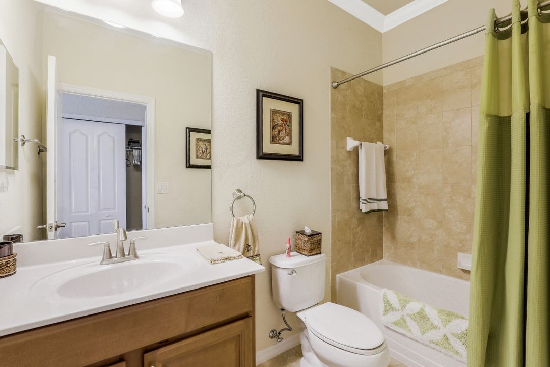 3830 Treasure Cove Cir, Naples, FL 34114