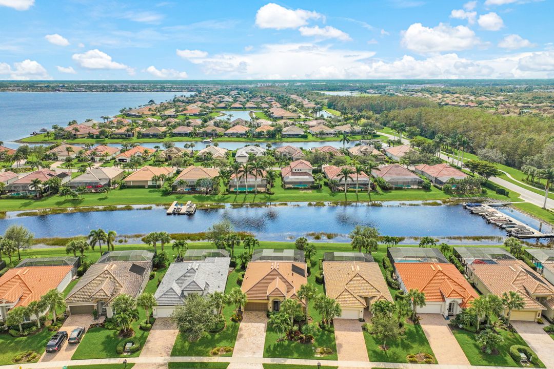 9455 Quarry Dr, Naples, FL 34120