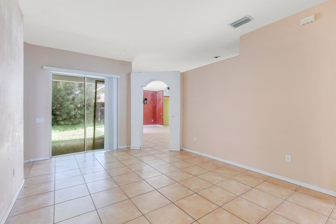 9204 Grand Palm Ct, Riverview, FL 33578