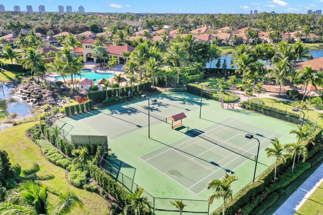 9037 Isla Bella Cir, Bonita Springs, FL 34135