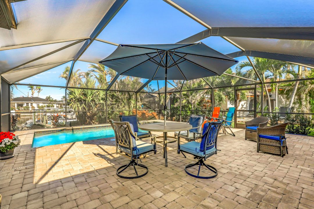 4832 Agualinda Blvd, Cape Coral, FL 33914