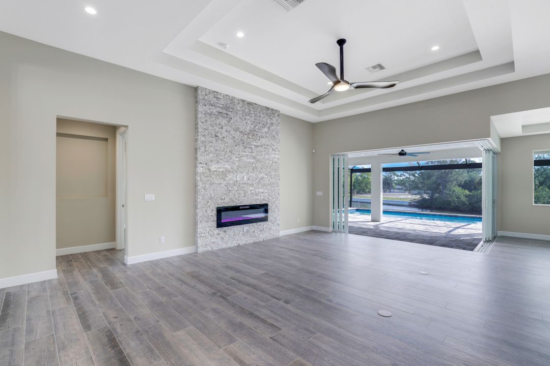 2833 NW 41st Ave, Cape Coral, FL 33993