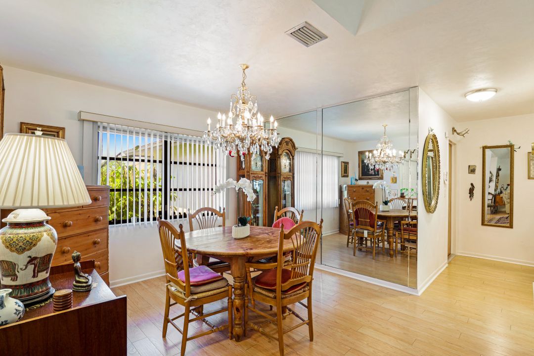 2509 Kings Lake Blvd, Naples, FL 34112